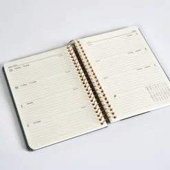 Kalender 2026 A5 Vecka/Uppslag Clay