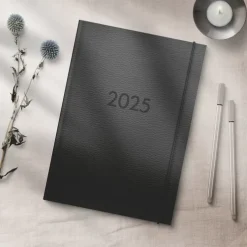 Kalender 2025 Senator A5 Vega svart